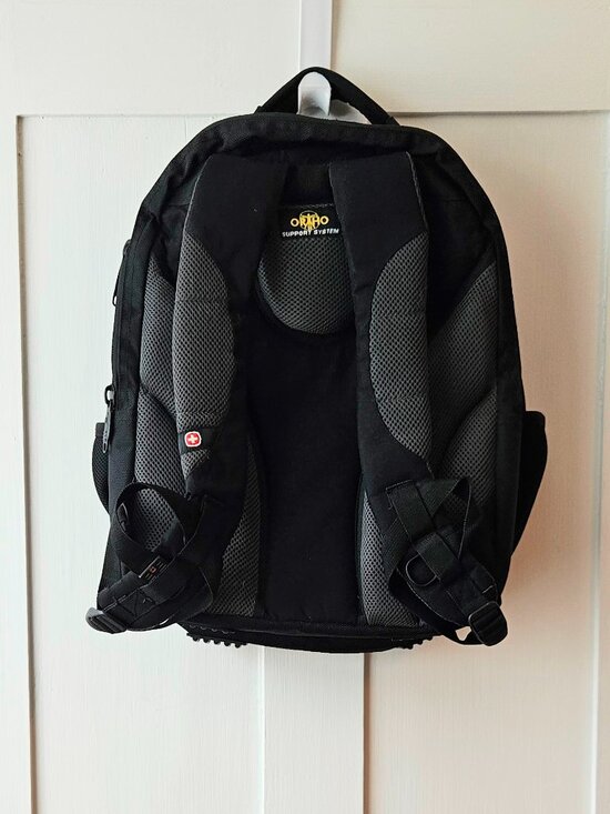 SwissGear Laptop Backpack | Black | EUC main image 11